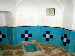 سفر تیم طبیعت گردی مرکز به کاشان ، روستای ابیانه و منظقه کویری: عکس شماره 2 / 3